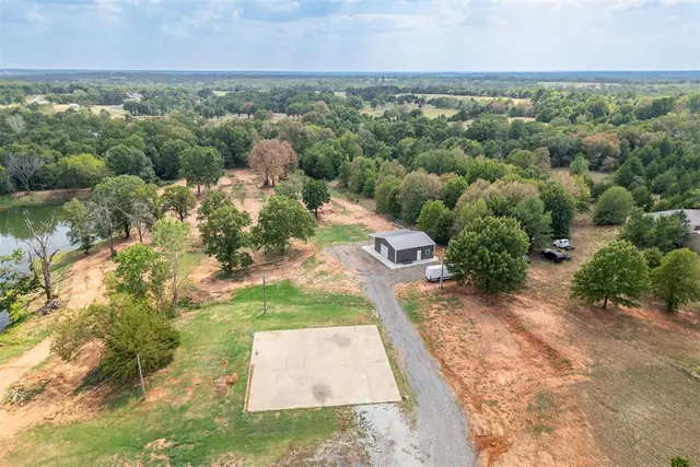 Photo 5 — 3254 E Highland Street, Tecumseh, OK 74873
