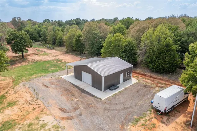 Photo 6 — 3254 E Highland Street, Tecumseh, OK 74873