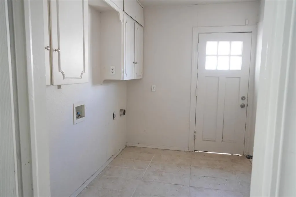 Photo 11 — 1008 S Miles Avenue, El Reno, OK 73036