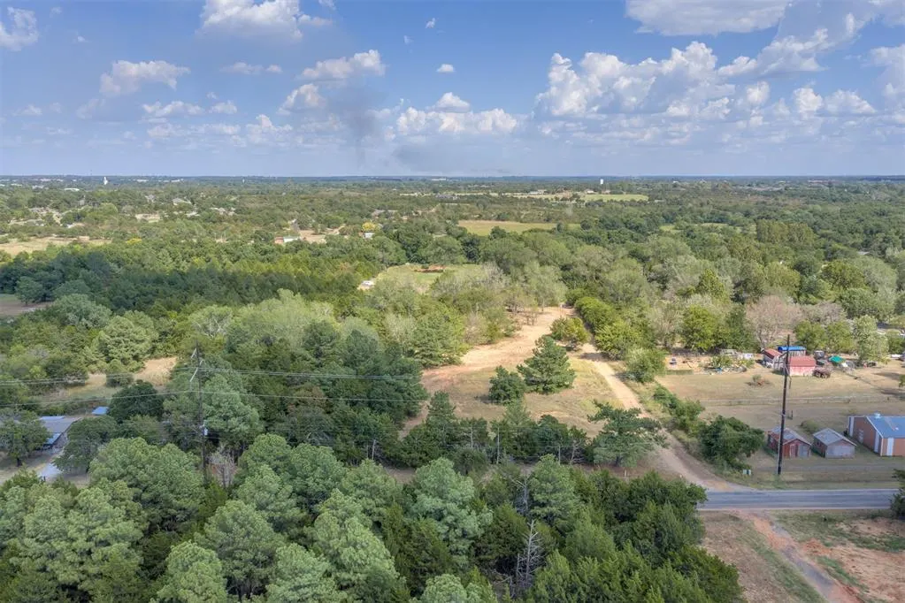 Photo 2 — 760 N Luther Road, Harrah, OK 73045