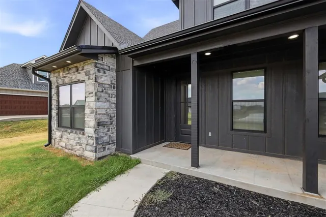 Photo 4 — 11588 Carefree Ln Lane, Shawnee, OK 74804
