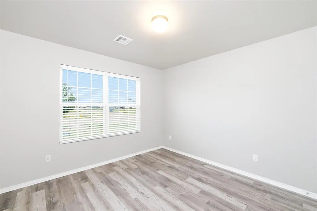 Photo 13 — 1016 N Scouts Court Way, Mustang, OK 73064