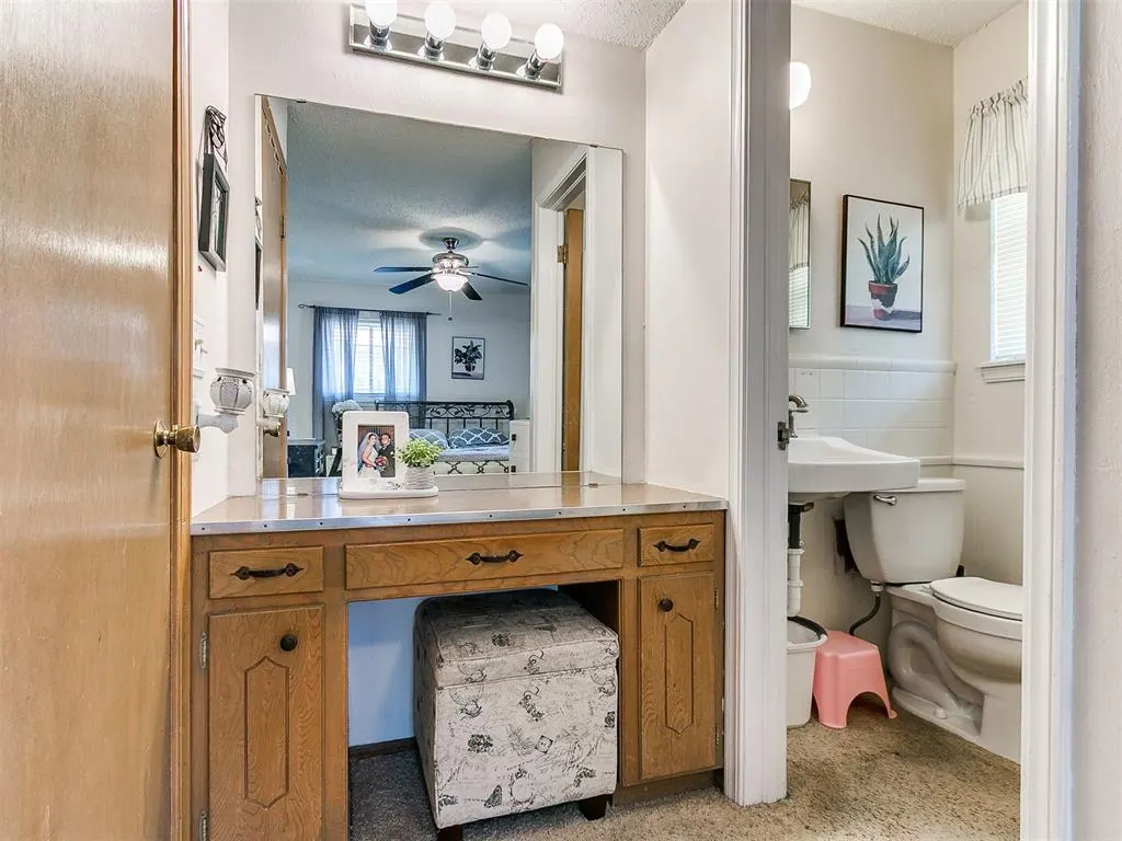 Photo 19 — 828 N Markwell Avenue, Oklahoma City, OK 73160