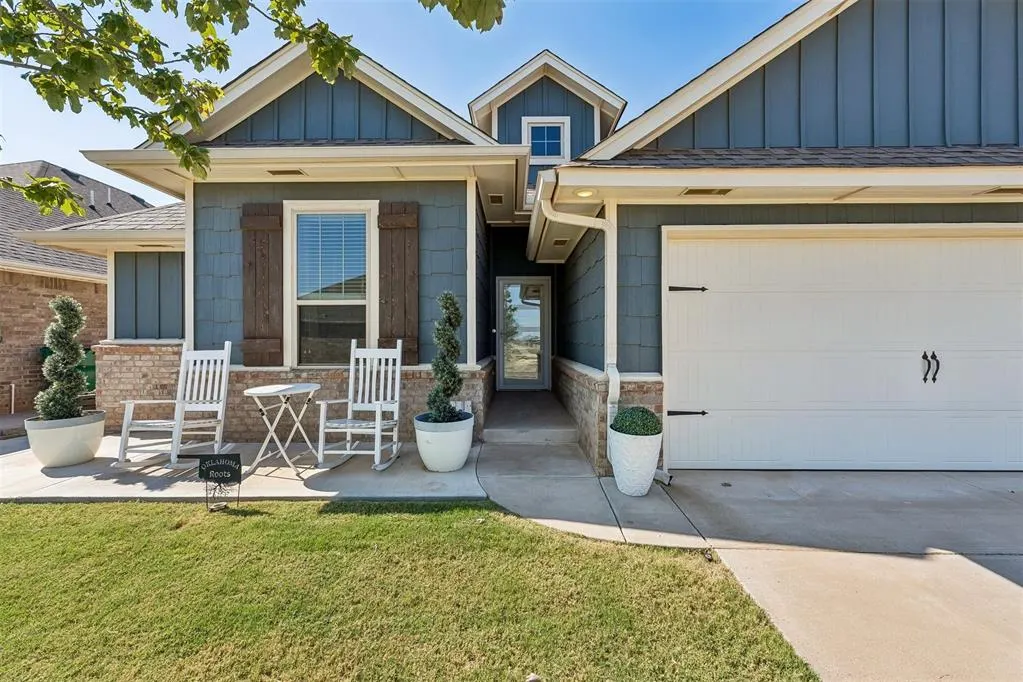 Photo 3 — 9020 NW 119th Street, Yukon, OK 73099