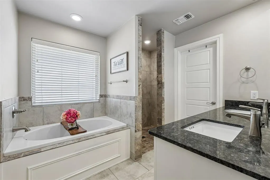 Photo 24 — 9020 NW 119th Street, Yukon, OK 73099