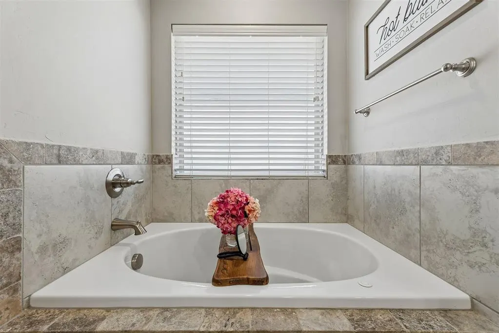 Photo 25 — 9020 NW 119th Street, Yukon, OK 73099