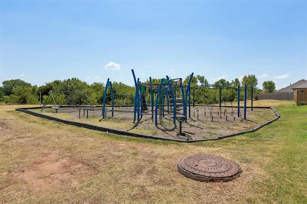 Photo 46 — 9020 NW 119th Street, Yukon, OK 73099