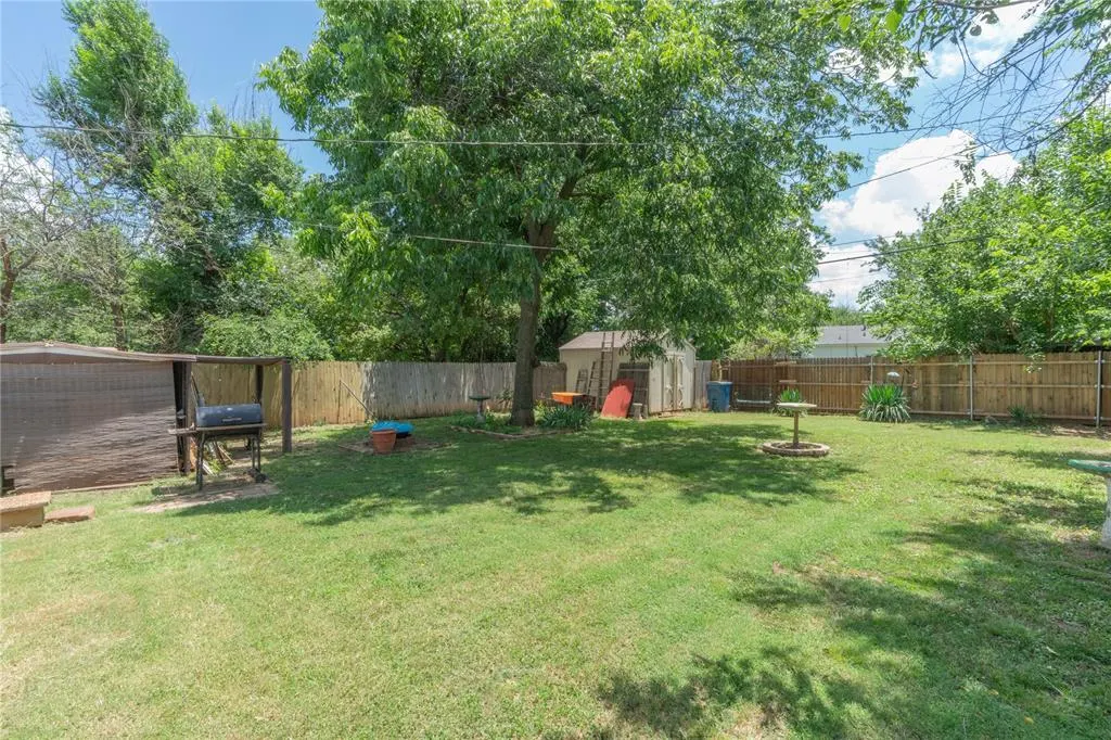Photo 12 — 408 Elm Street, Midwest City, OK 73110