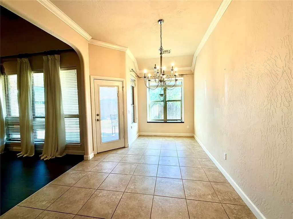 Photo 18 — 17100 Barcelona Drive, Oklahoma City, OK 73170