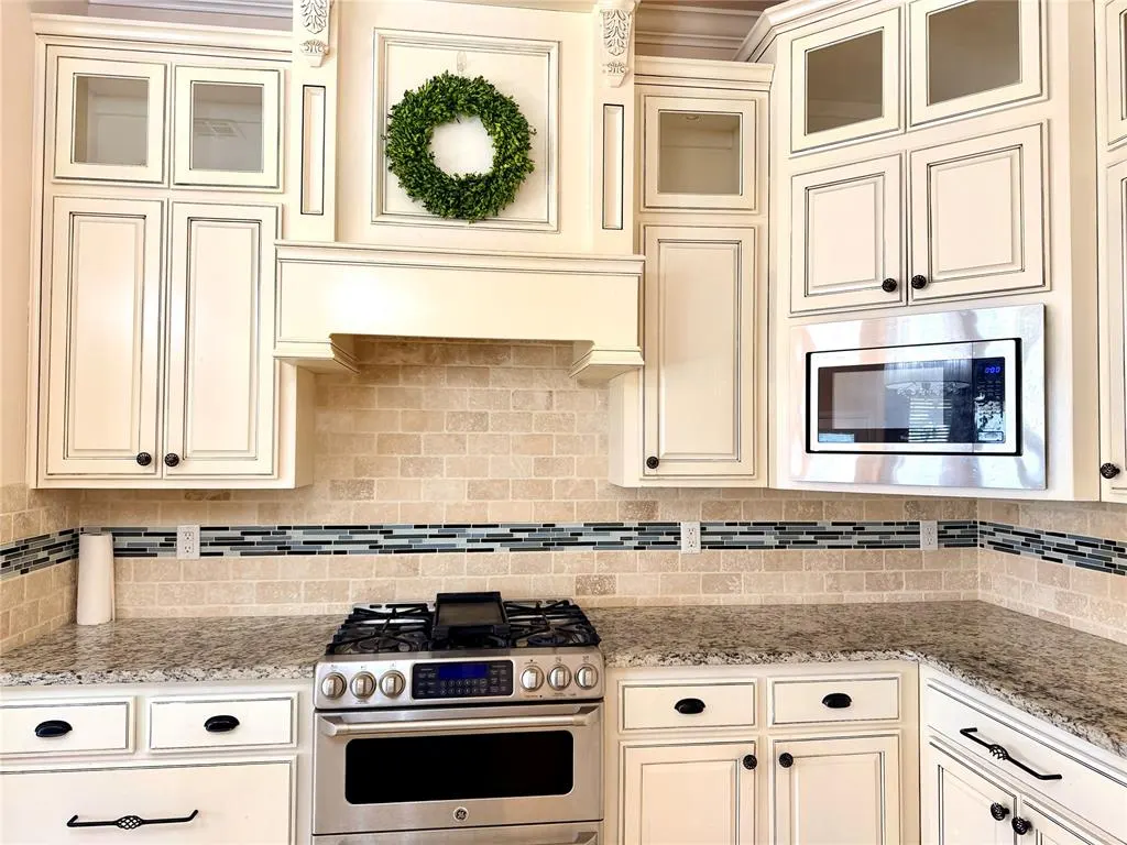Photo 34 — 17100 Barcelona Drive, Oklahoma City, OK 73170