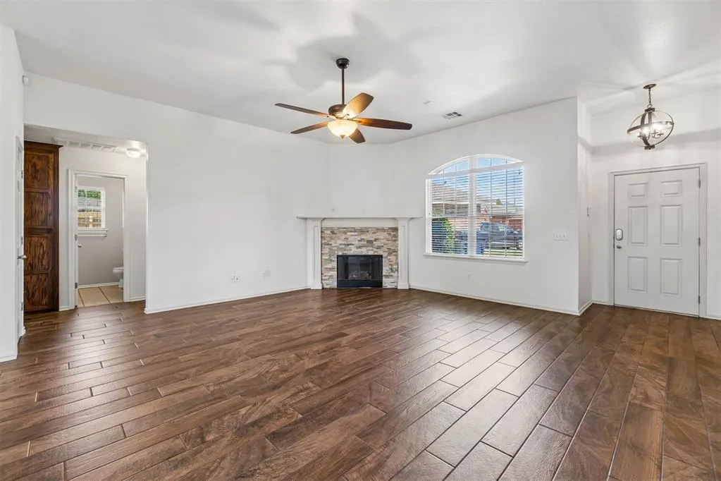 Photo 3 — 15921 Katie Ridge Drive, Edmond, OK 73013