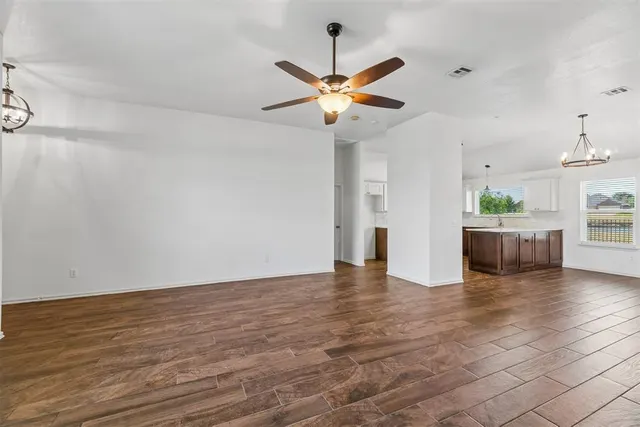 Photo 5 — 15921 Katie Ridge Drive, Edmond, OK 73013