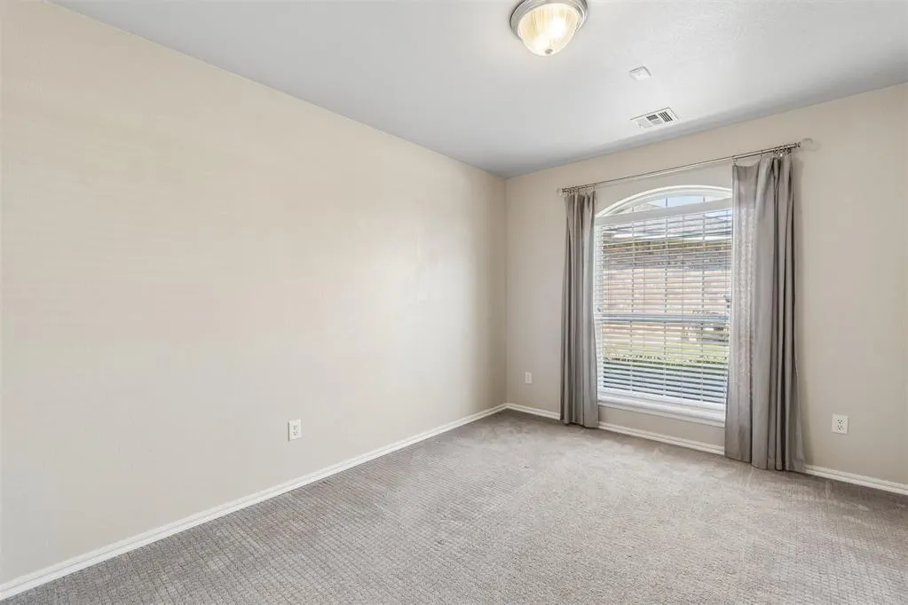 Photo 18 — 15921 Katie Ridge Drive, Edmond, OK 73013