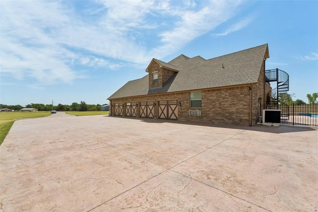 Photo 41 — 1611 N Morgan Road, Tuttle, OK 73089