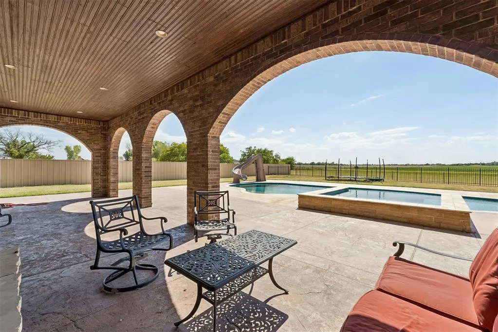 Photo 48 — 1611 N Morgan Road, Tuttle, OK 73089