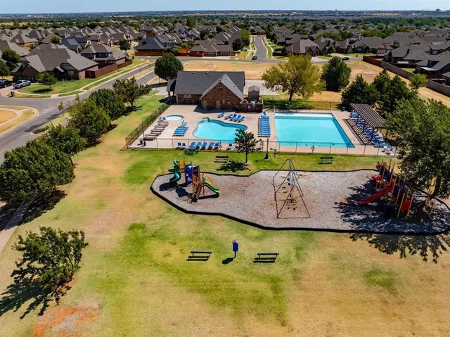 Photo 6 — 5700 NW 160th Street, Edmond, OK 73013