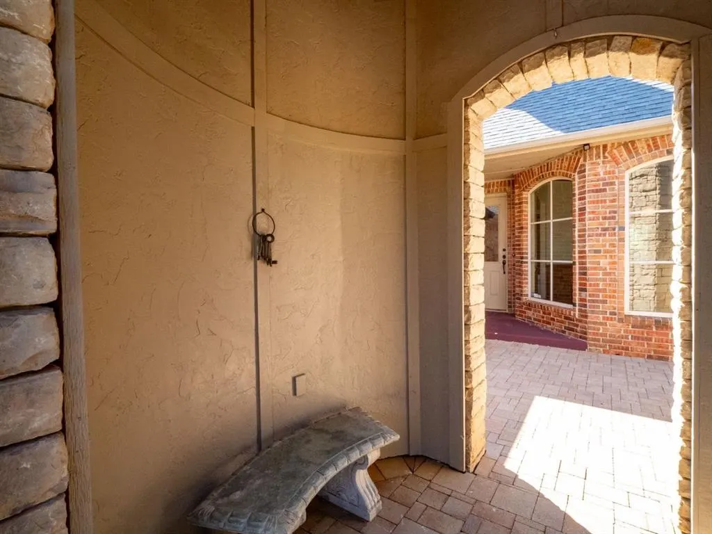 Photo 9 — 5700 NW 160th Street, Edmond, OK 73013