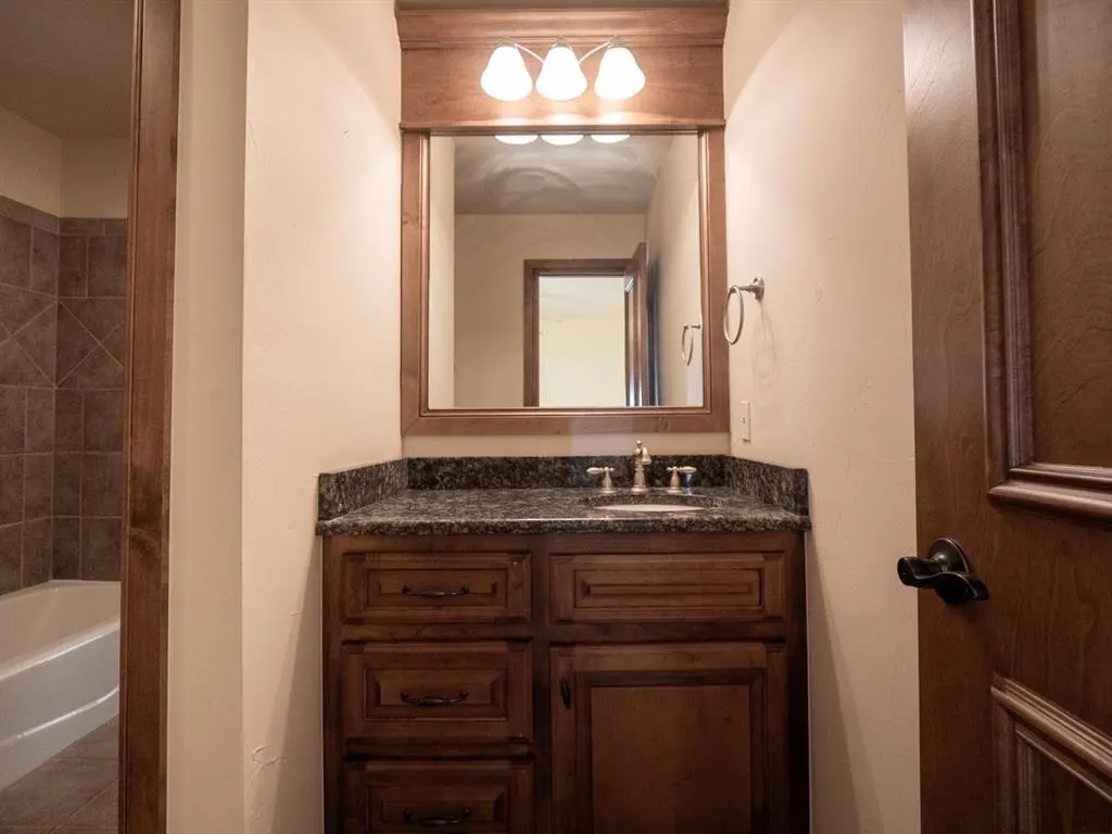 Photo 41 — 5700 NW 160th Street, Edmond, OK 73013