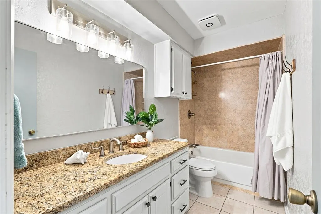 Photo 3 — 321 NE 12th Street, Newcastle, OK 73065