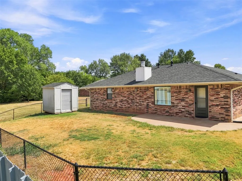 Photo 36 — 321 NE 12th Street, Newcastle, OK 73065