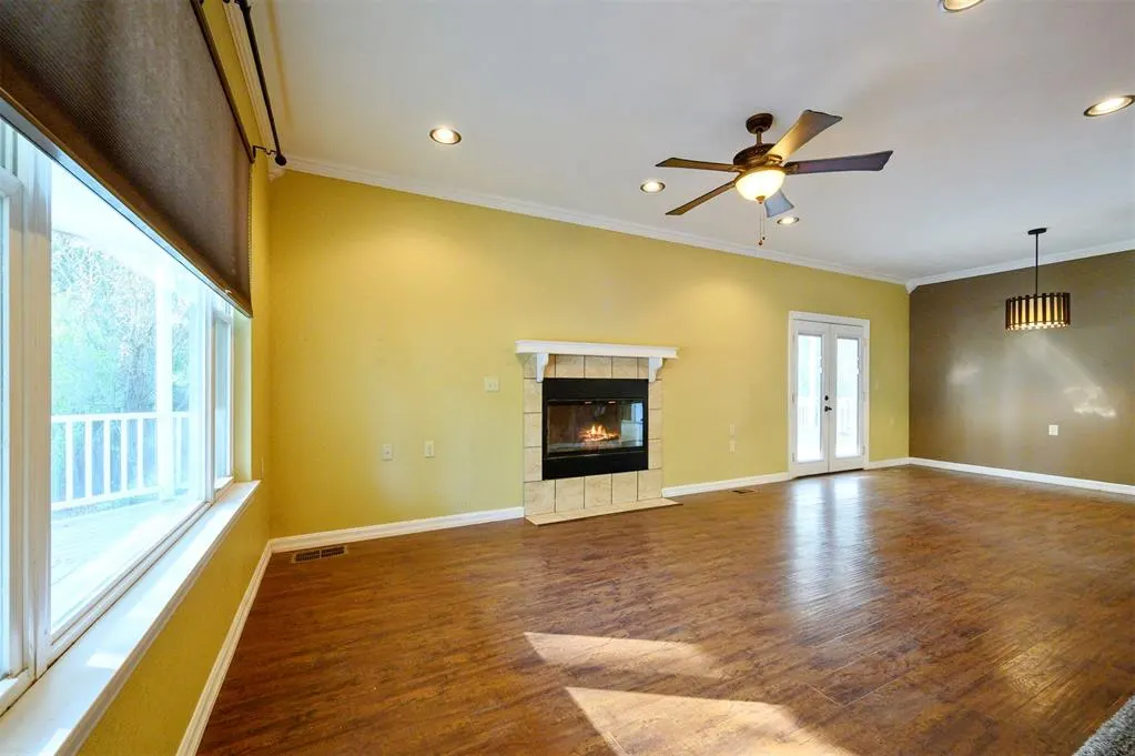 Photo 2 — 611 W Circle Drive, Broken Bow, OK 74728