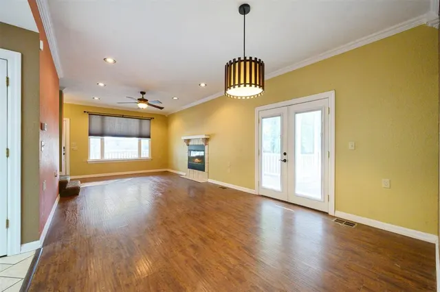 Photo 4 — 611 W Circle Drive, Broken Bow, OK 74728