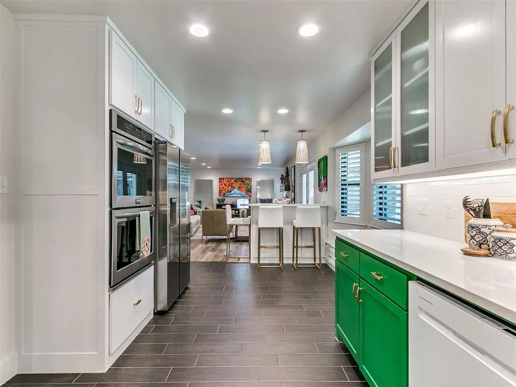 Photo 16 — 2502 S Berry Avenue, Norman, OK 73072
