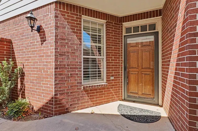 Photo 5 — 8616 N May Avenue 30B, Oklahoma City, OK 73120
