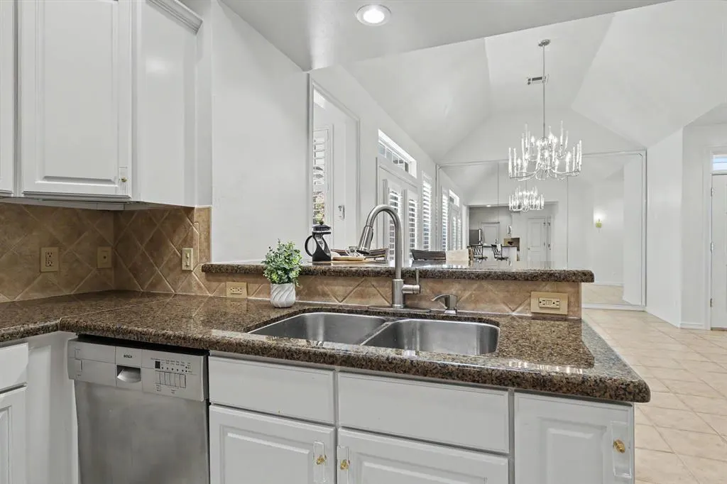 Photo 14 — 8616 N May Avenue 30B, Oklahoma City, OK 73120