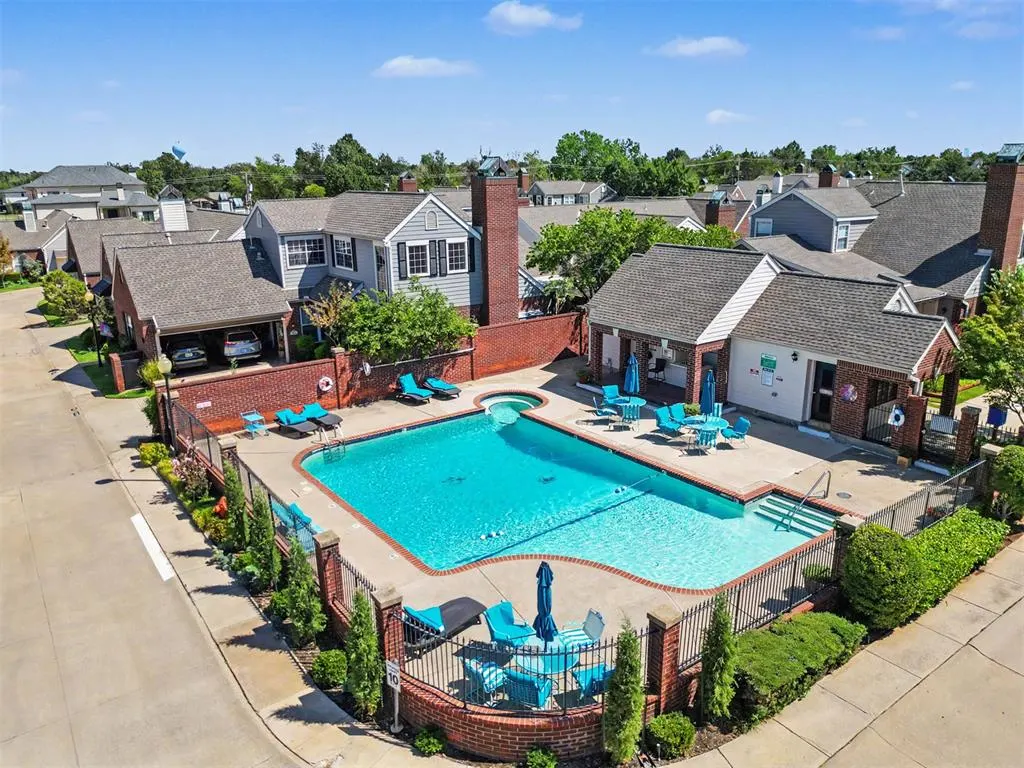 Photo 33 — 8616 N May Avenue 30B, Oklahoma City, OK 73120
