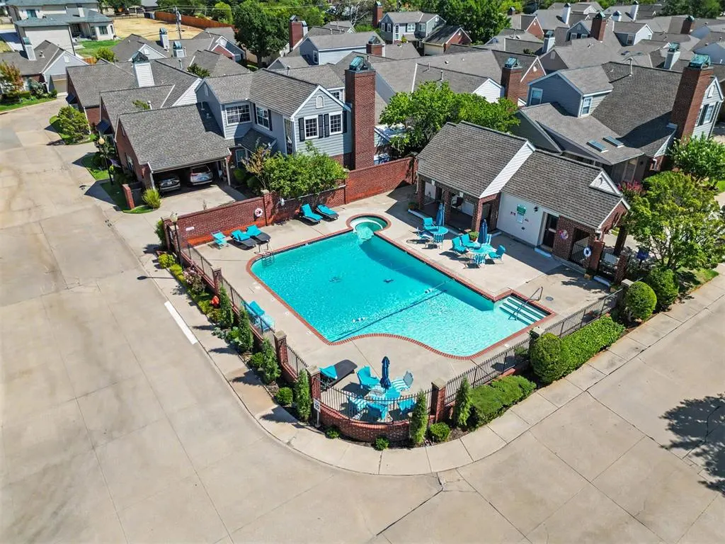 Photo 34 — 8616 N May Avenue 30B, Oklahoma City, OK 73120