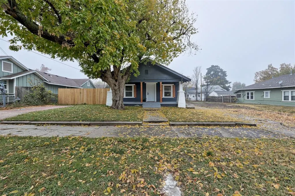 Photo 2 — 2015 N McKinley Avenue, Oklahoma City, OK 73106