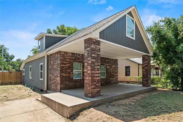Photo 2 — 2136 SW 23rd Street, Oklahoma City, OK 73108