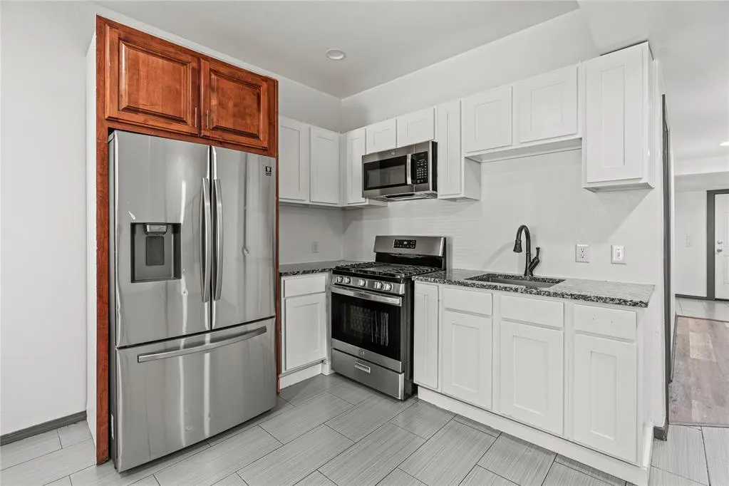 Photo 6 — 2136 SW 23rd Street, Oklahoma City, OK 73108