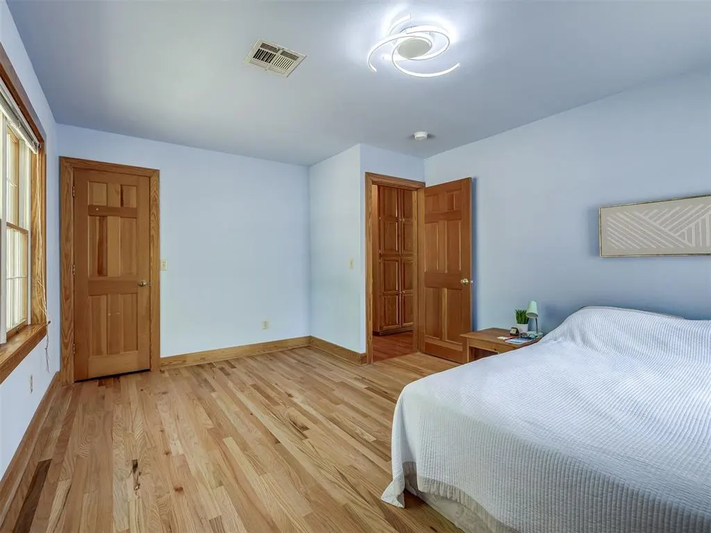 Photo 28 — 1102 McNamee Street, Norman, OK 73069