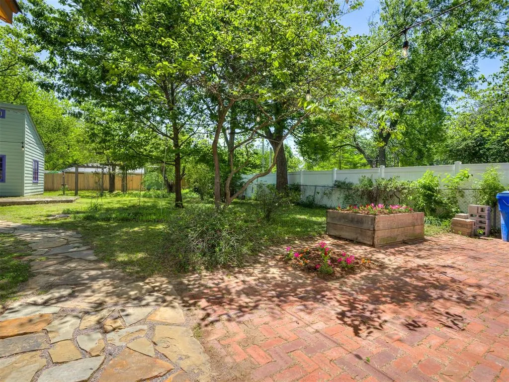 Photo 39 — 1102 McNamee Street, Norman, OK 73069