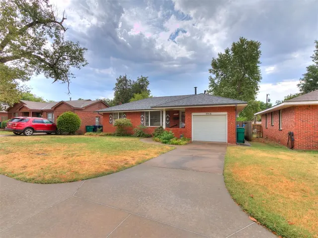 Photo 7 — 3916 Cashion Place, Oklahoma City, OK 73112