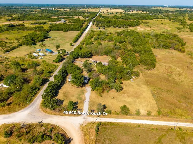 Photo 4 — 49940 Bob Crouch Drive, Earlsboro, OK 74840