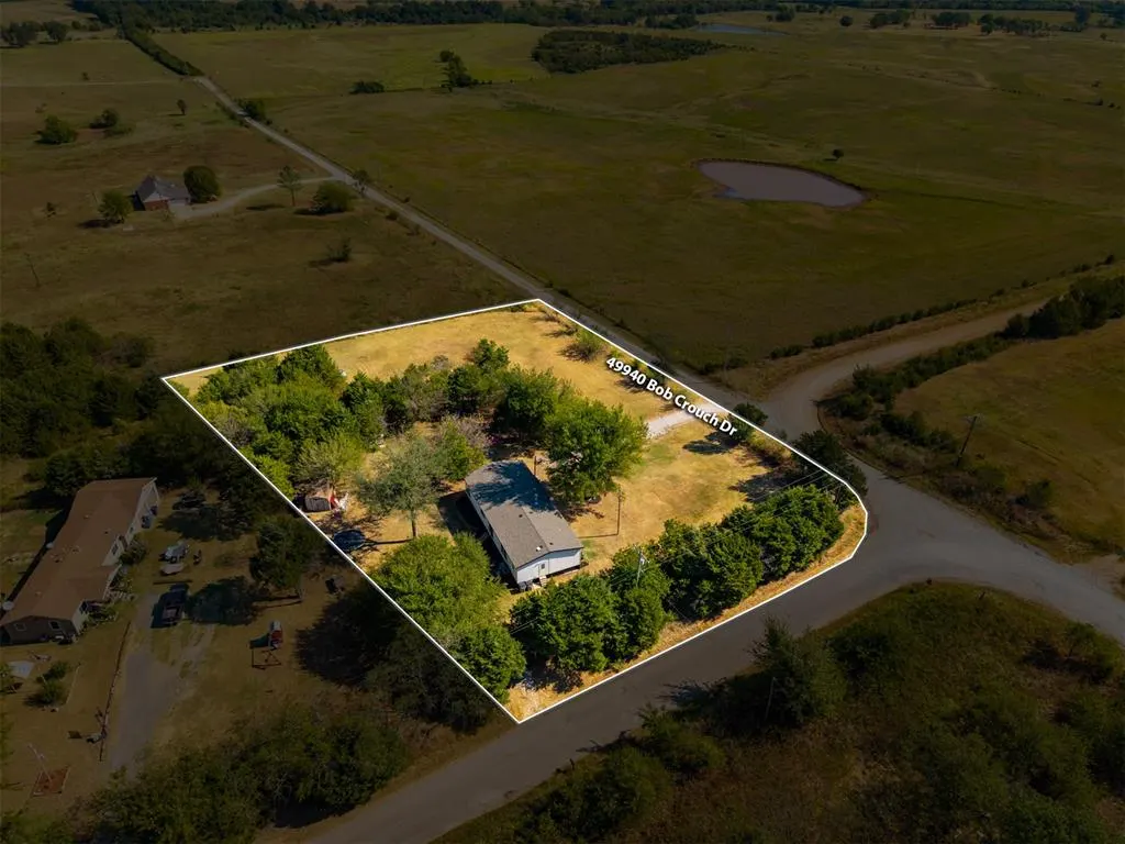Photo 5 — 49940 Bob Crouch Drive, Earlsboro, OK 74840