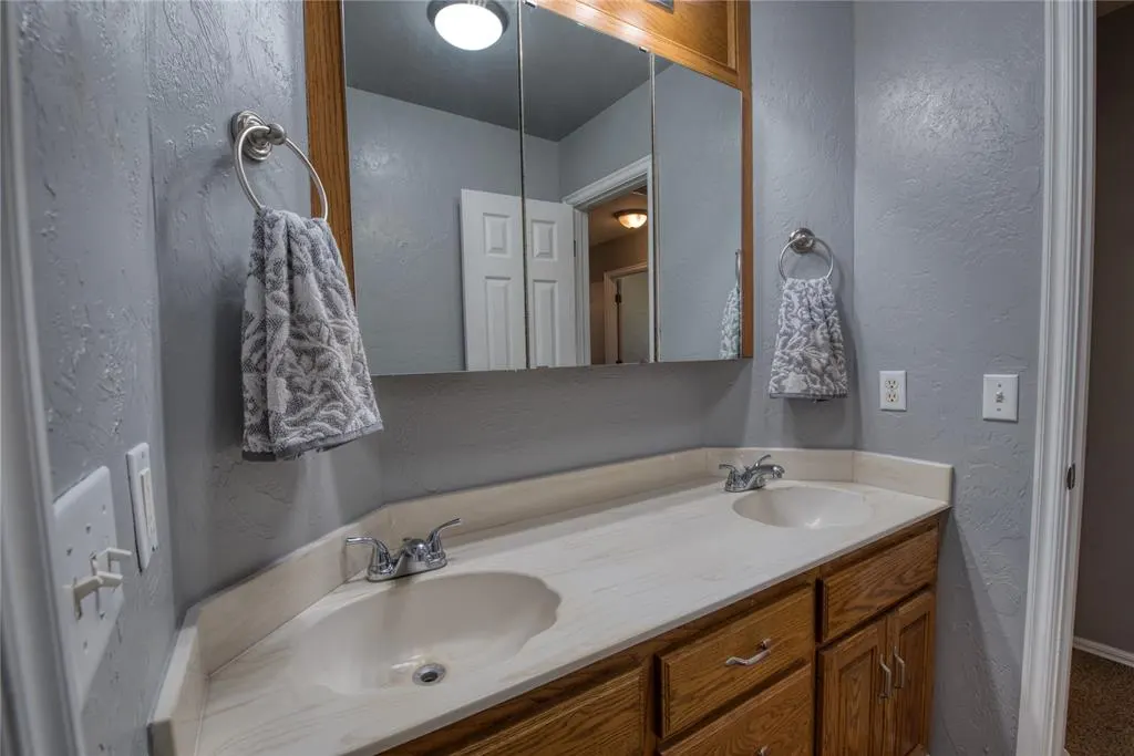 Photo 20 — 15401 Summit Parke Drive, Edmond, OK 73013