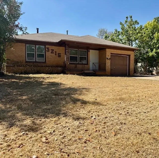 Photo 2 — 3216 SE 19 Street, Del City, OK 73115