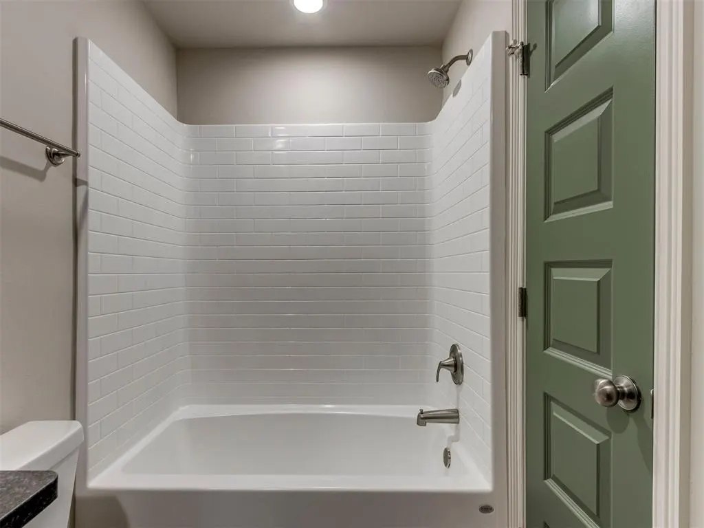 Photo 30 — 10645 SW 18th Street, Yukon, OK 73099