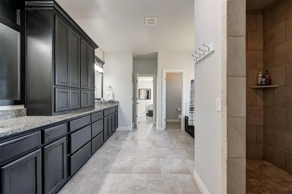 Photo 21 — 13460 Ridge Circle, Edmond, OK 73025