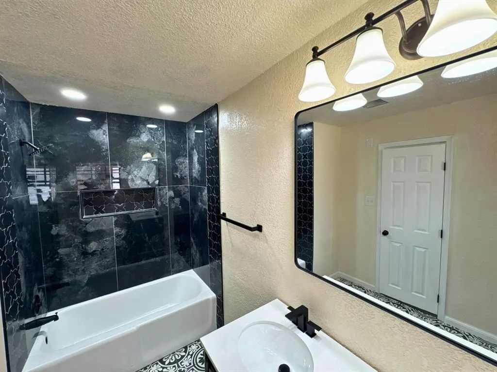 Photo 20 — 2 NW 36th Street, Lawton, OK 73505