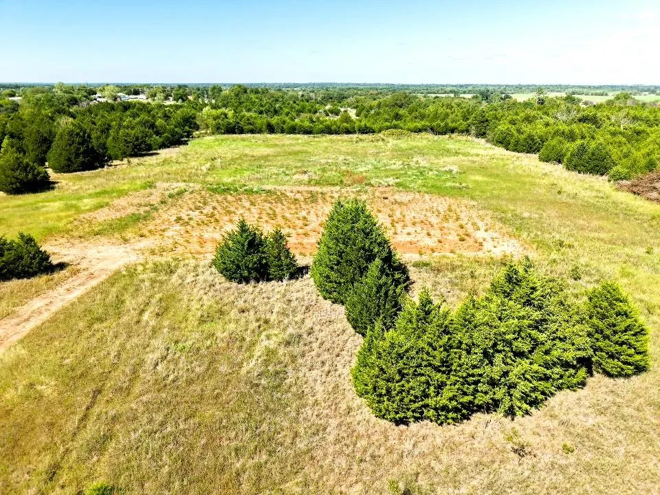 Photo 4 — 106 Pearl Lane, Bethel Acres, OK 74801