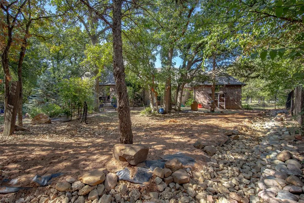 Photo 32 — 2300 Redbud Canyon Drive, Edmond, OK 73034