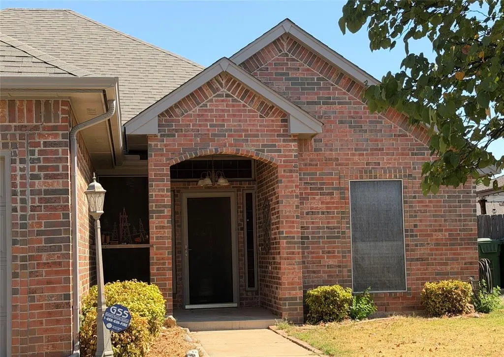 Photo 2 — 613 Okie Ridge Road, Yukon, OK 73099