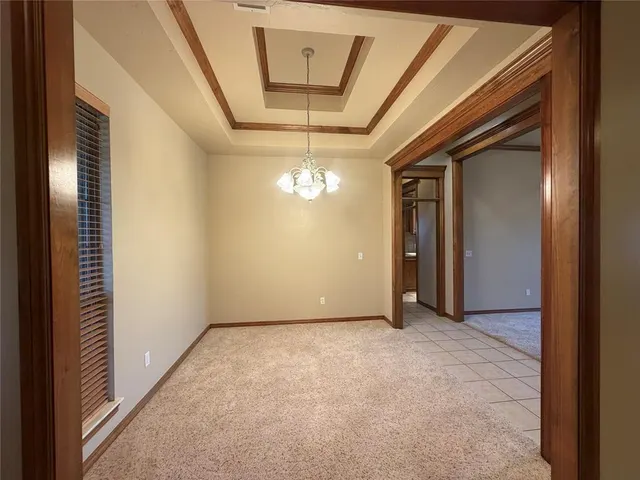 Photo 4 — 613 Okie Ridge Road, Yukon, OK 73099