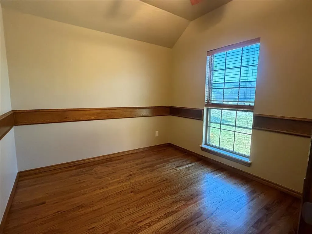 Photo 9 — 613 Okie Ridge Road, Yukon, OK 73099