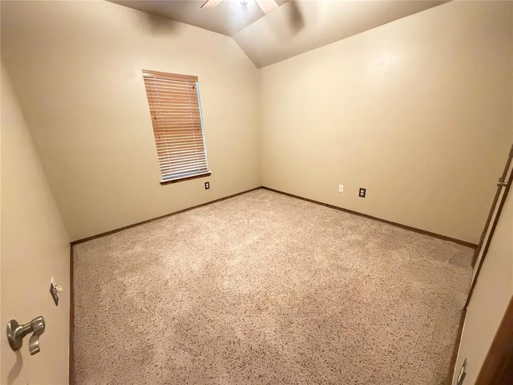 Photo 18 — 613 Okie Ridge Road, Yukon, OK 73099